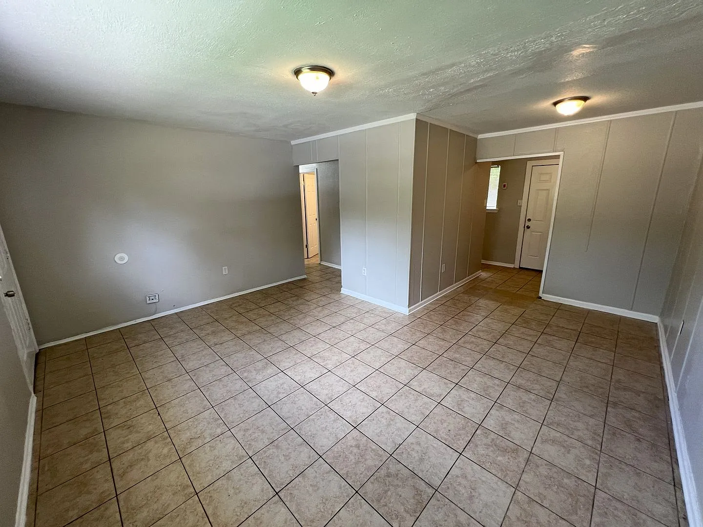 2 Bedroom 1 Bath home located in Baton Rouge, LA — Photo 4