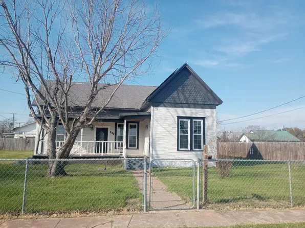 328 Taft St, Mc Gregor, TX 76657