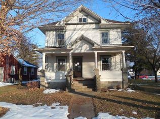 226 S Elm St, Franklin Grove, IL 61031