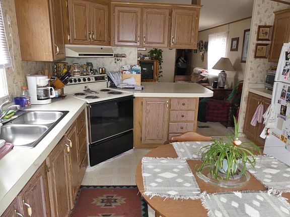 4th image of 525 Willie Ln
