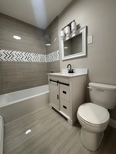 3 bed, 1200 sqft, $3,200 — Photo 4