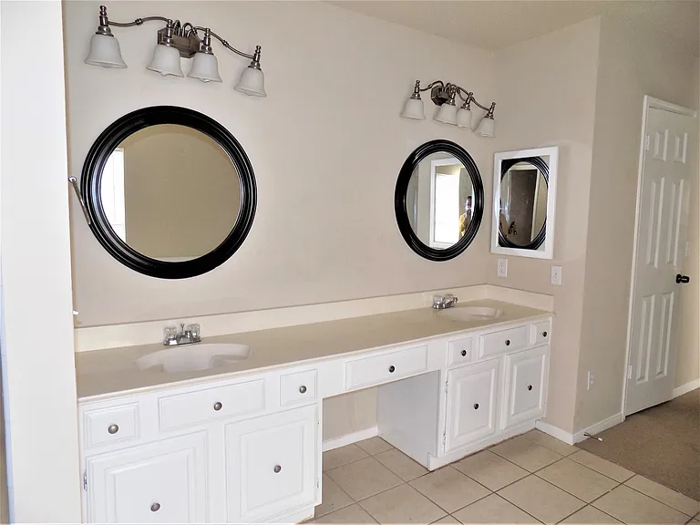 12315 Mill Ridge Dr — Photo 11