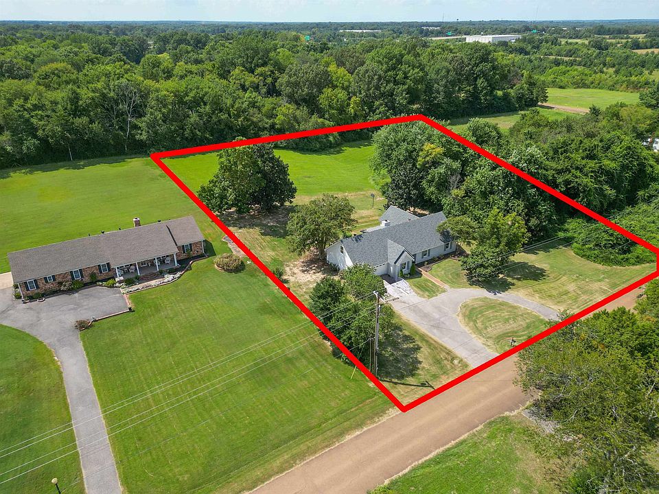 1st image of 205 Blue Gray Cir