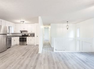 2096 Chestnut Log Cir, Lithia Springs, GA 30122