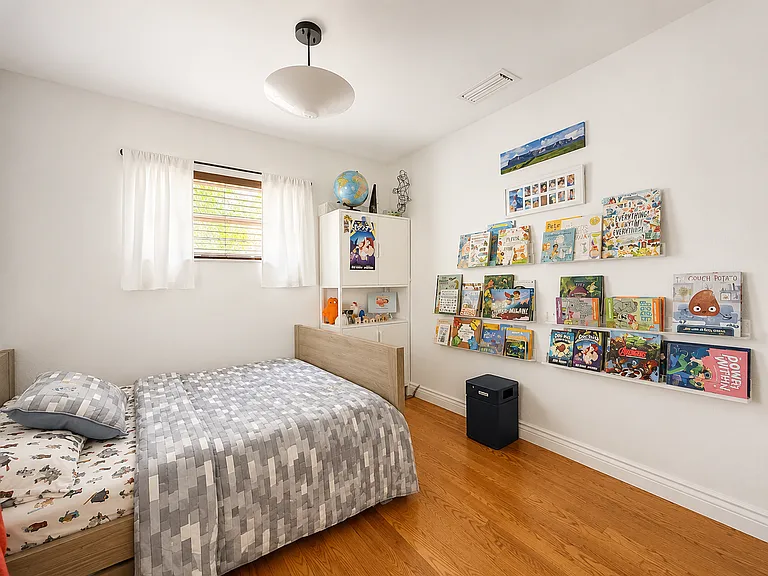 1720 SW 4th St — Photo 12