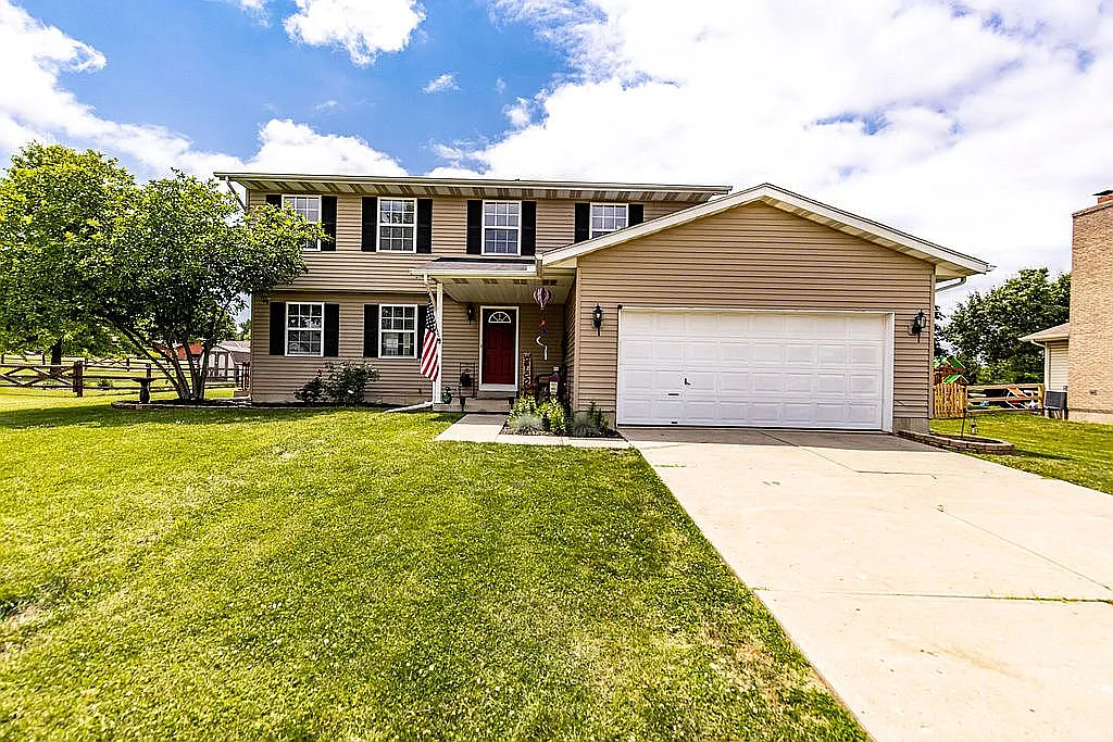 6901 Woodland View Dr photo 1