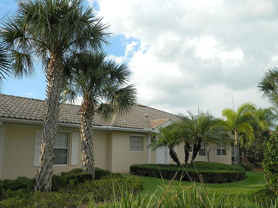 1st image of 11636 Garessio Ln