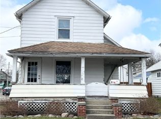 36 23rd St SW, Barberton, OH 44203