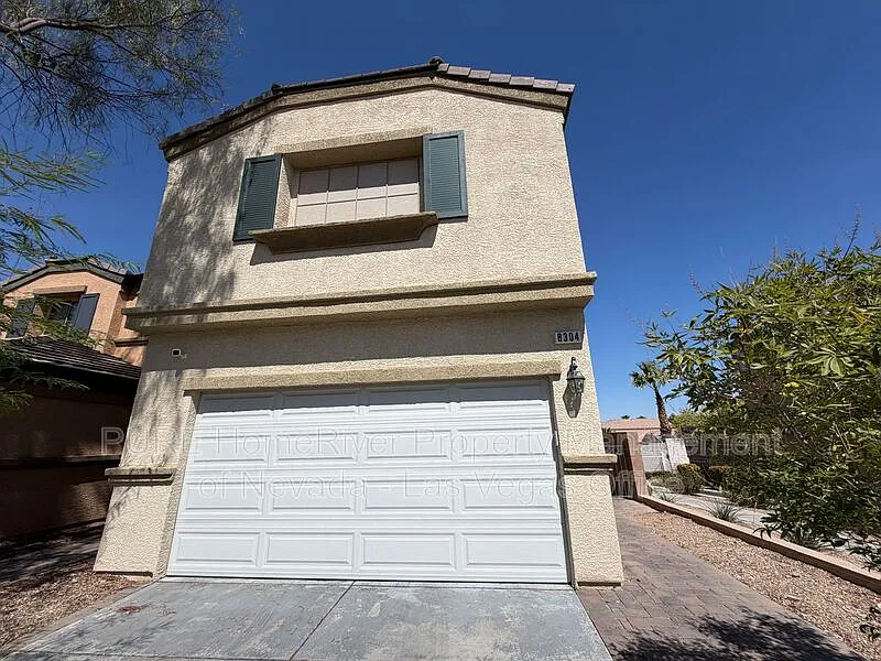 3 bed, 2.5 bath, 1375 sqft, $1,850 — Photo 2