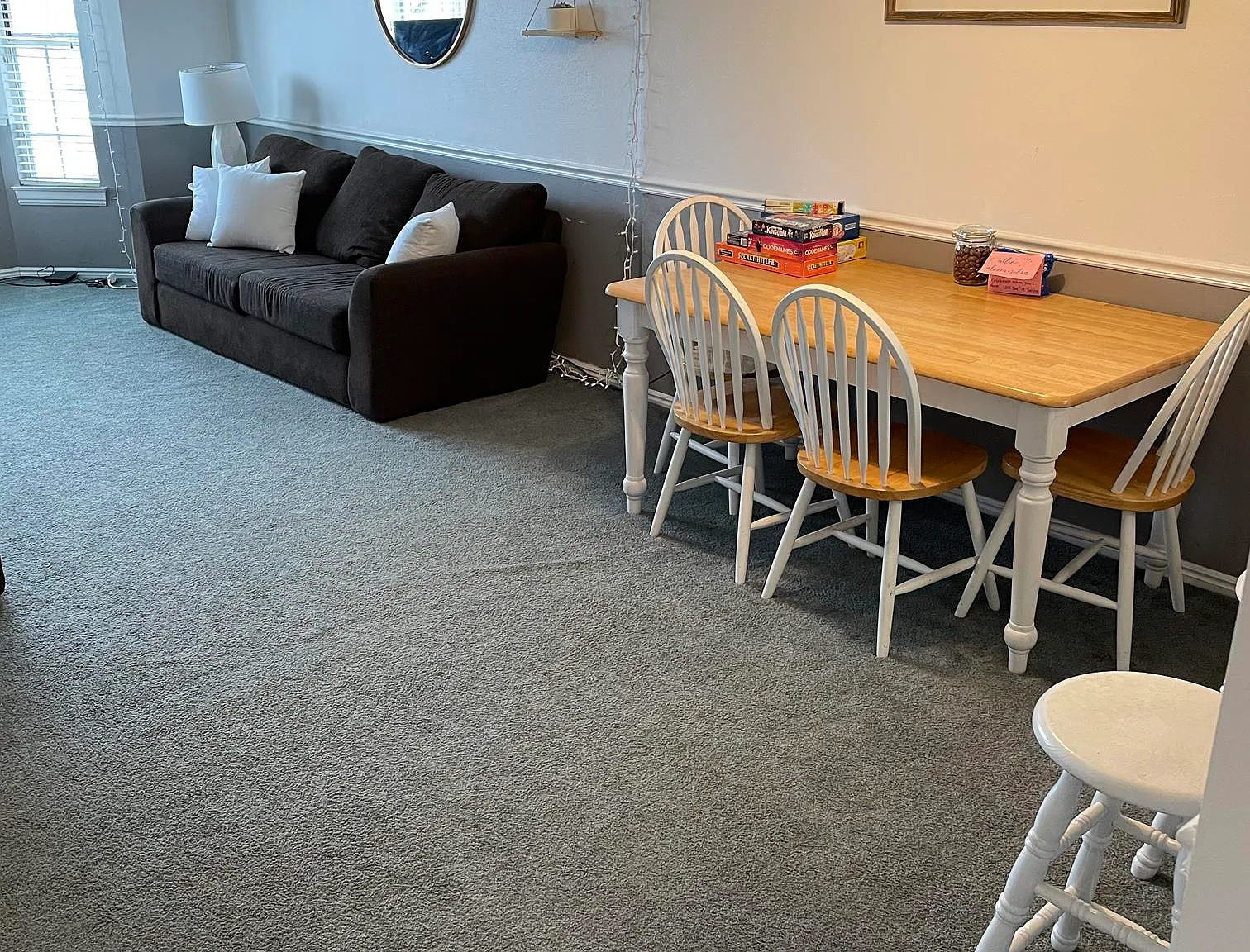 3 bed, 2.5 bath, 1067 sqft, $375 — Photo 2
