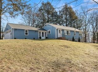 10 Richards Rd, Reading, MA 01867