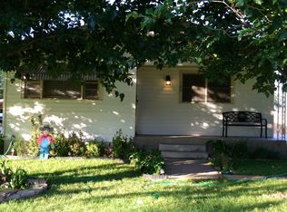 109 S Longwood Ave, Fritch, TX 79036