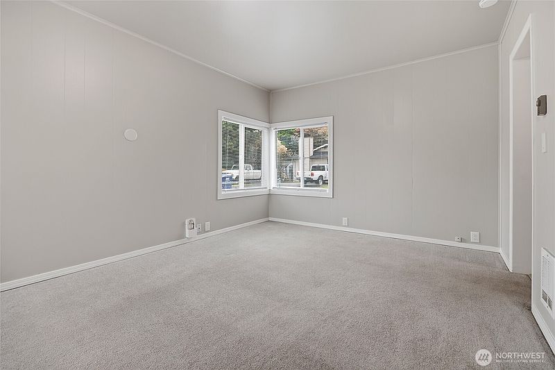 5th image of 2119 Walnut Street #C
