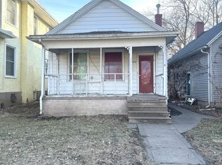 319 1st Ave, Clinton, IA 52732