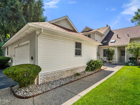 2137 Saint Andrews Blfs, Toledo, OH 43615