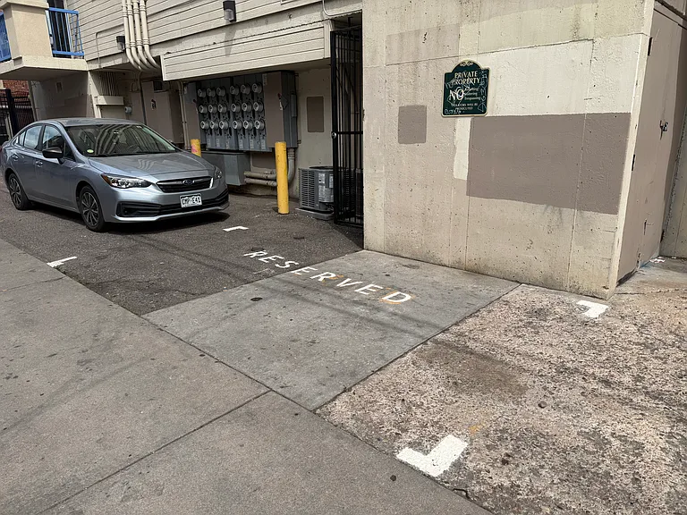 1425 N Washington St #302 — Photo 11