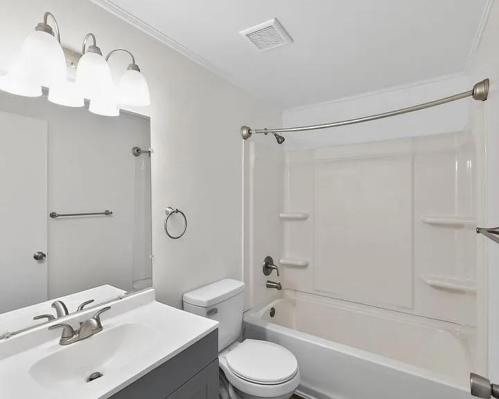 4225 Robinson Rd — Photo 26