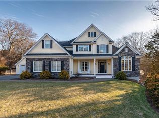 4 Cider Mill Ln, Lincoln, RI 02865