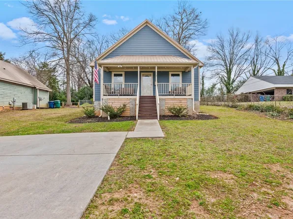 113 Durst Ave W, Greenwood, SC 29649