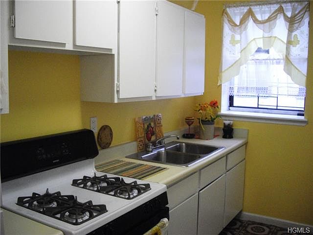 2nd image of 2410 Davidson Ave APT A14