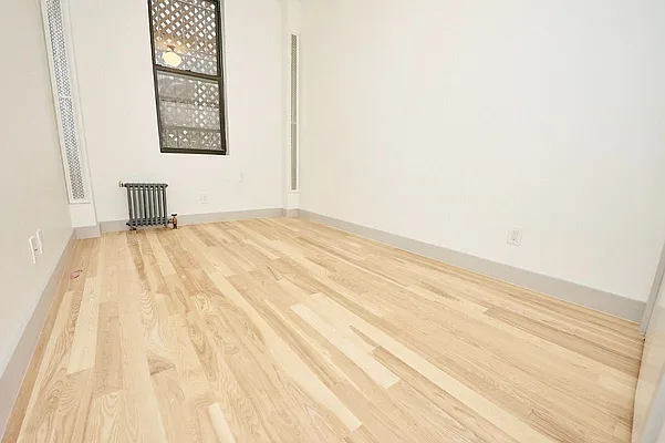 Rented by Four Seasons of NY Inc | media 17