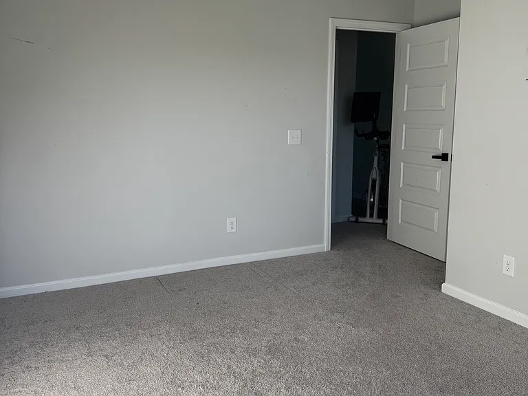 1477 Central Ave — Photo 4