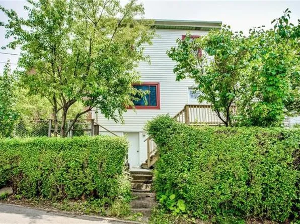 3446 Flavian St, Pittsburgh, PA 15219