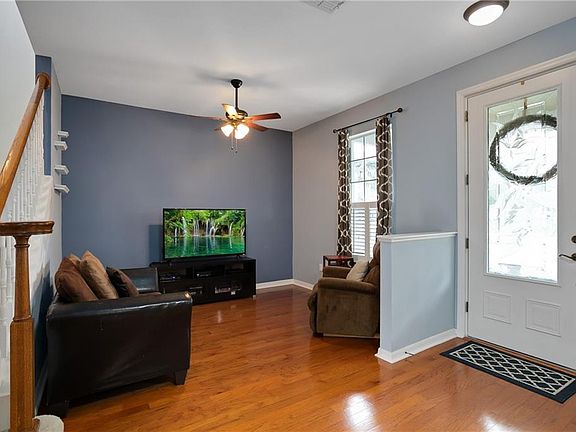 3rd image of 14310 Mailer Blvd