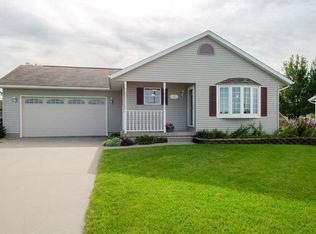 306 Hope Ave, Urbana, IA