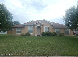 10967 Lydia Estates Dr E, Jacksonville, FL 32218