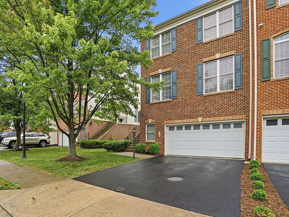 1st image of 118 Ivy Hills Ter