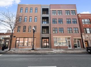 1839 W Irving Park Rd #4F, Chicago, IL 60613