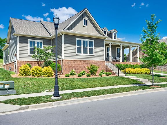4th image of 2388 Fairchild Cir