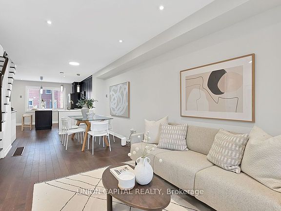 3rd image of 1 Marmill Way