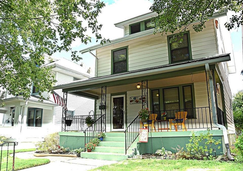 1st image of 660 Bowen St