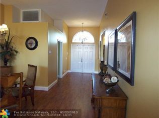 4784 NW 7th Pl, Deerfield Beach, FL 33442