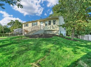 43 Maple Ln, Monroe, NY 10950