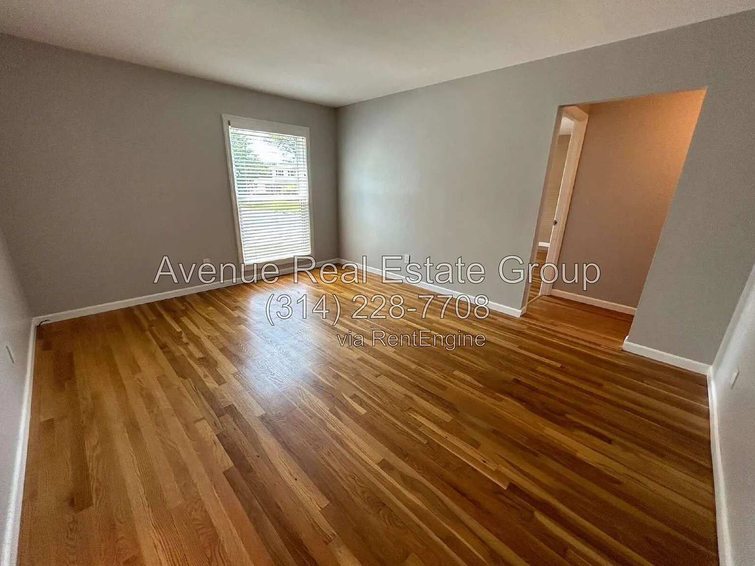 3 bed, 2.0 bath, 1373 sqft, $2,450 — Photo 4