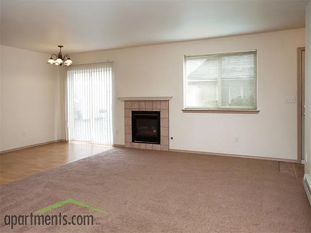Noble Court Estates — Photo 27