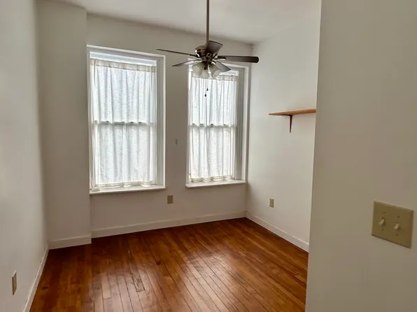 330 Valley St, Scottsville, VA 24590