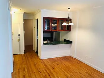 Rented by Roberto Guilbet, LREB