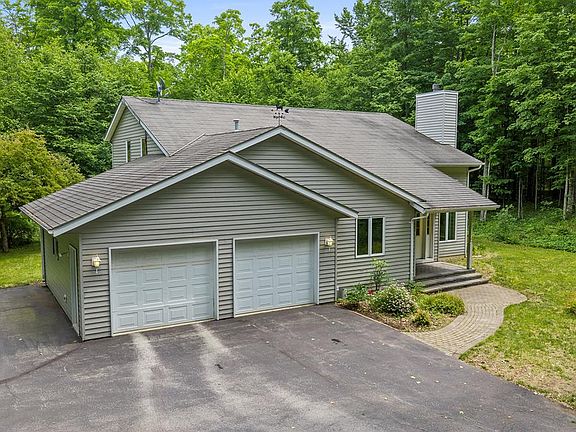 5th image of 10866 Old Stage Rd