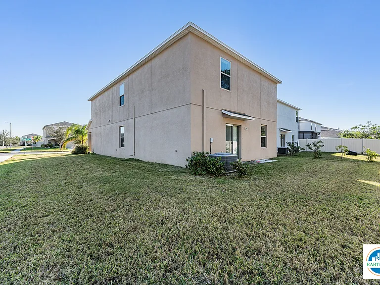 10201 Boggy Moss Dr — Photo 38