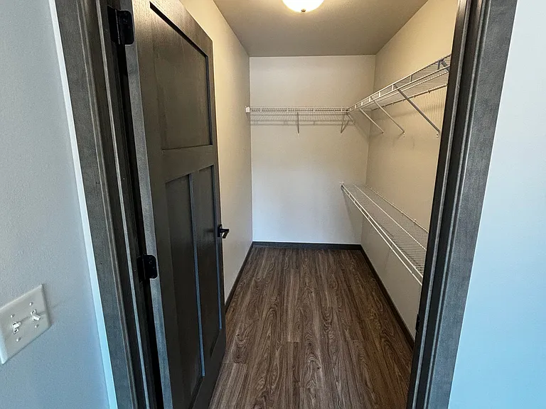 676 Bartlett Crossing II — Photo 5