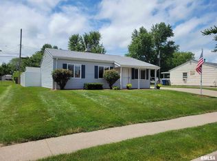 7214 Pacific St, Davenport, IA