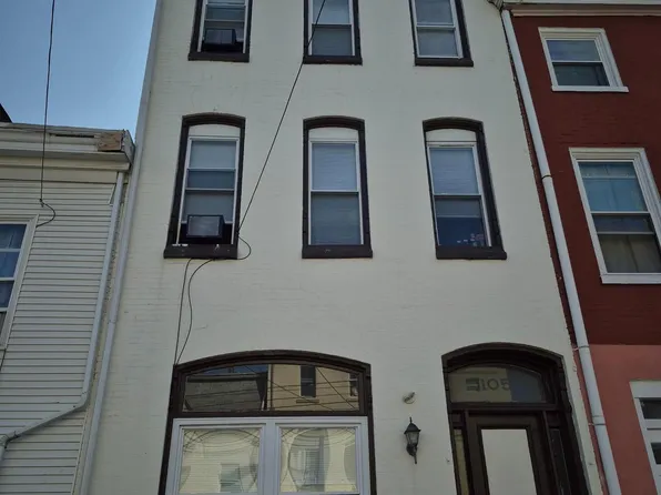 105 N 10th St, Reading, PA 19601