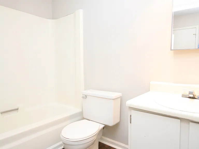 104A Westscott Dr — Photo 12