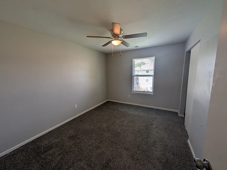 9210 E 54th Ter #9210 — Photo 11