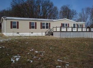 4976 Starks Rd, Cross Plains, TN 37049