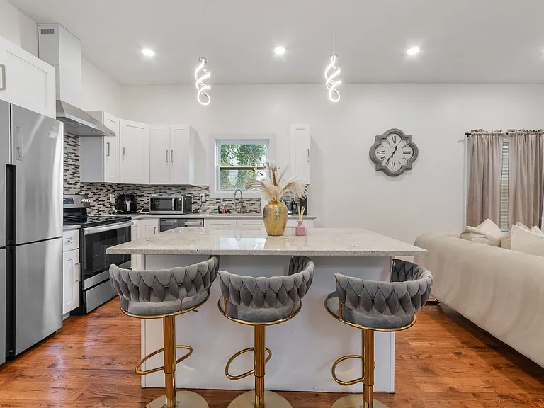 152 Joseph E Lowery Blvd NW — Photo 11